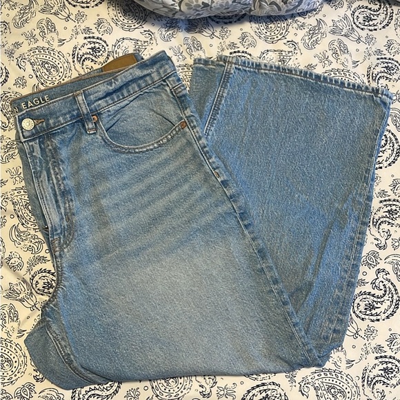 American Eagle Stovepipe Jeans - Picture 2 of 4